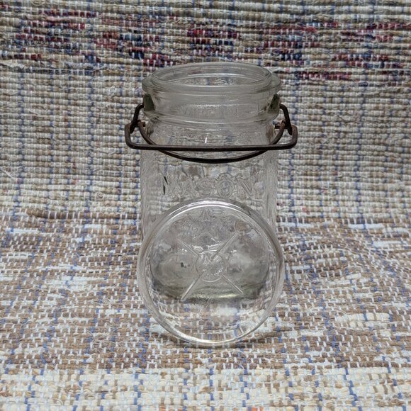 Mason Star Jar, Pint with Wire Clasp - Picture 9 of 9